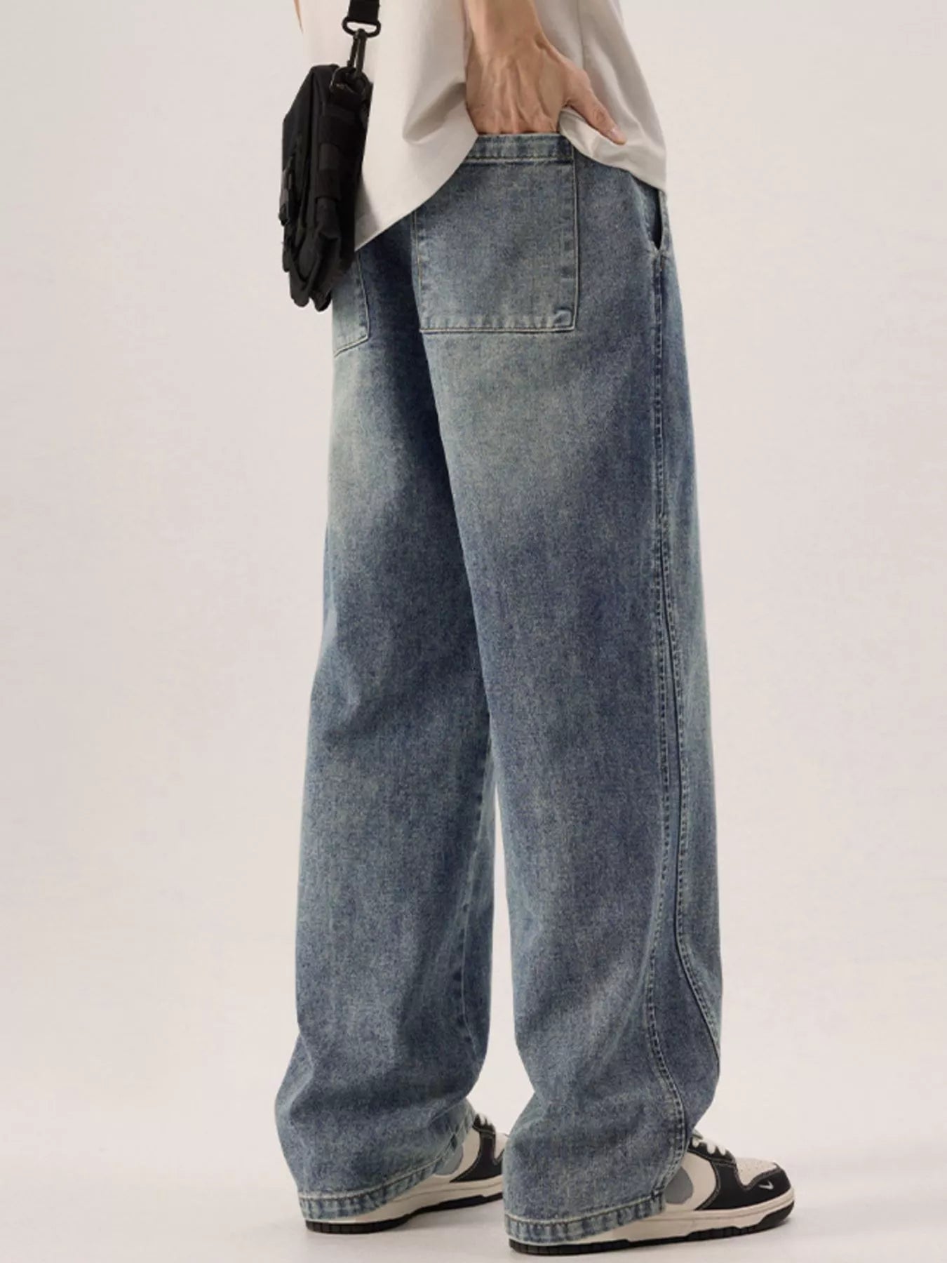 Men's Regular and Plus Size Vintage Wash Loose Fit Jeans